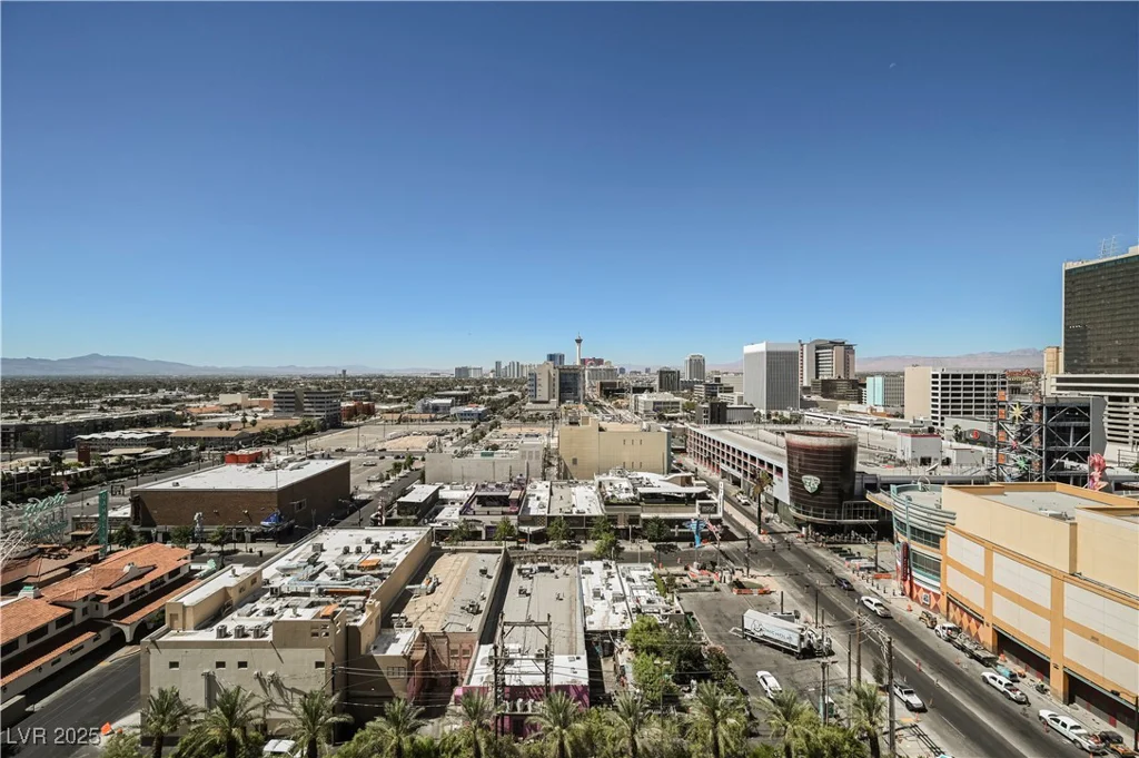 150 Las Vegas, Las Vegas, NV 89101
