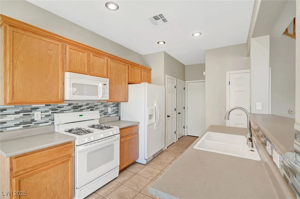 8040 Marshall Canyon, Las Vegas, NV 89166