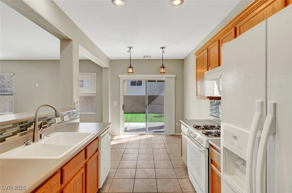 8040 Marshall Canyon, Las Vegas, NV 89166