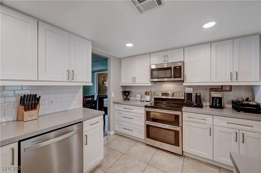 4008 Snead, Las Vegas, NV 89107