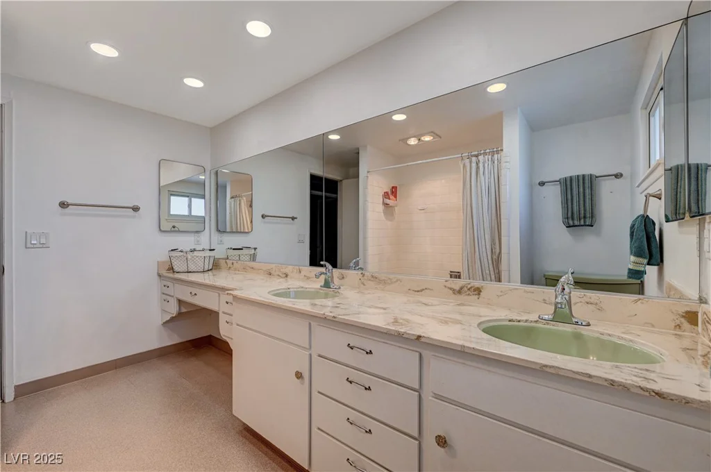 4008 Snead, Las Vegas, NV 89107