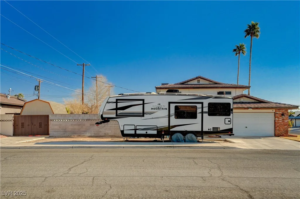 4008 Snead, Las Vegas, NV 89107