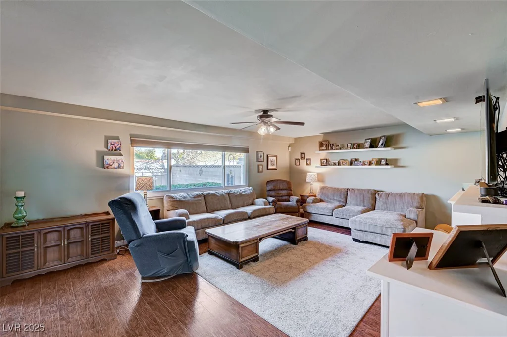4008 Snead, Las Vegas, NV 89107