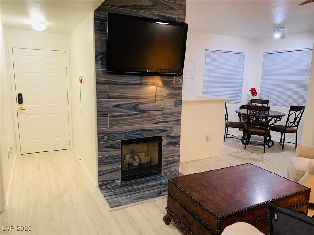 9050 Warm Springs, Las Vegas, NV 89148
