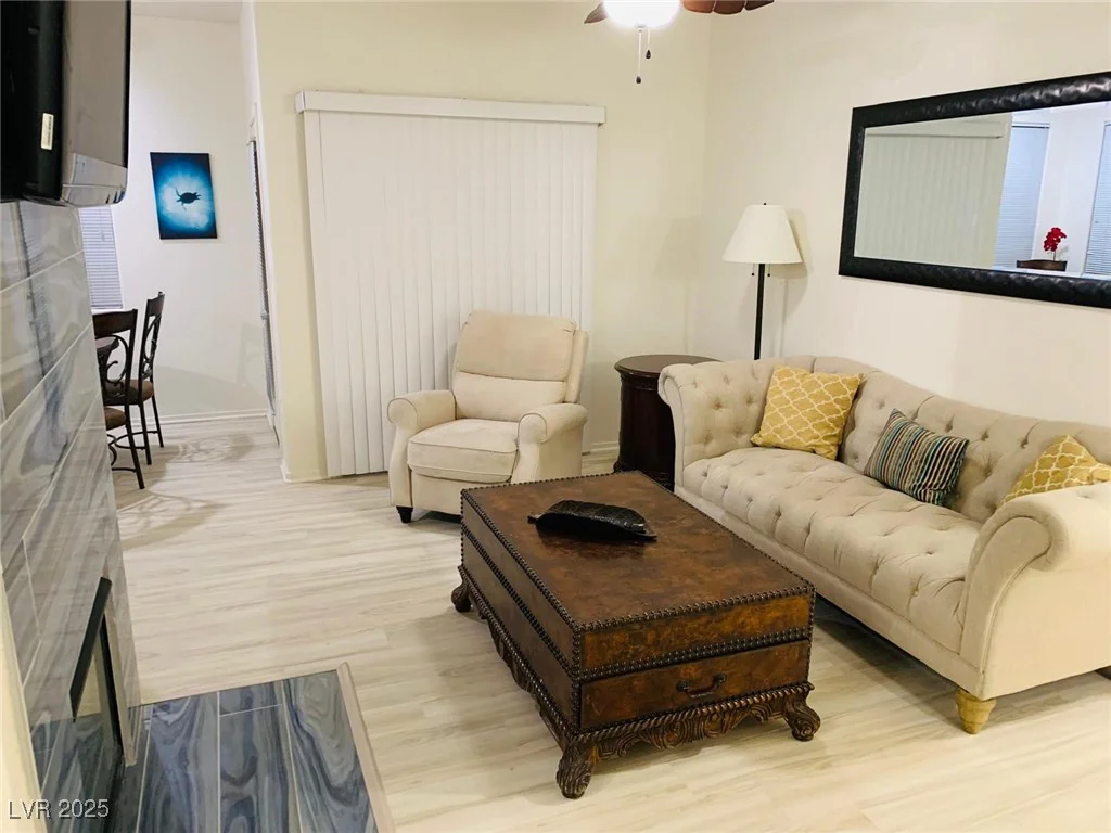 9050 Warm Springs, Las Vegas, NV 89148