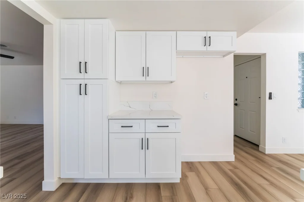 2113 La Harve, Las Vegas, NV 89106