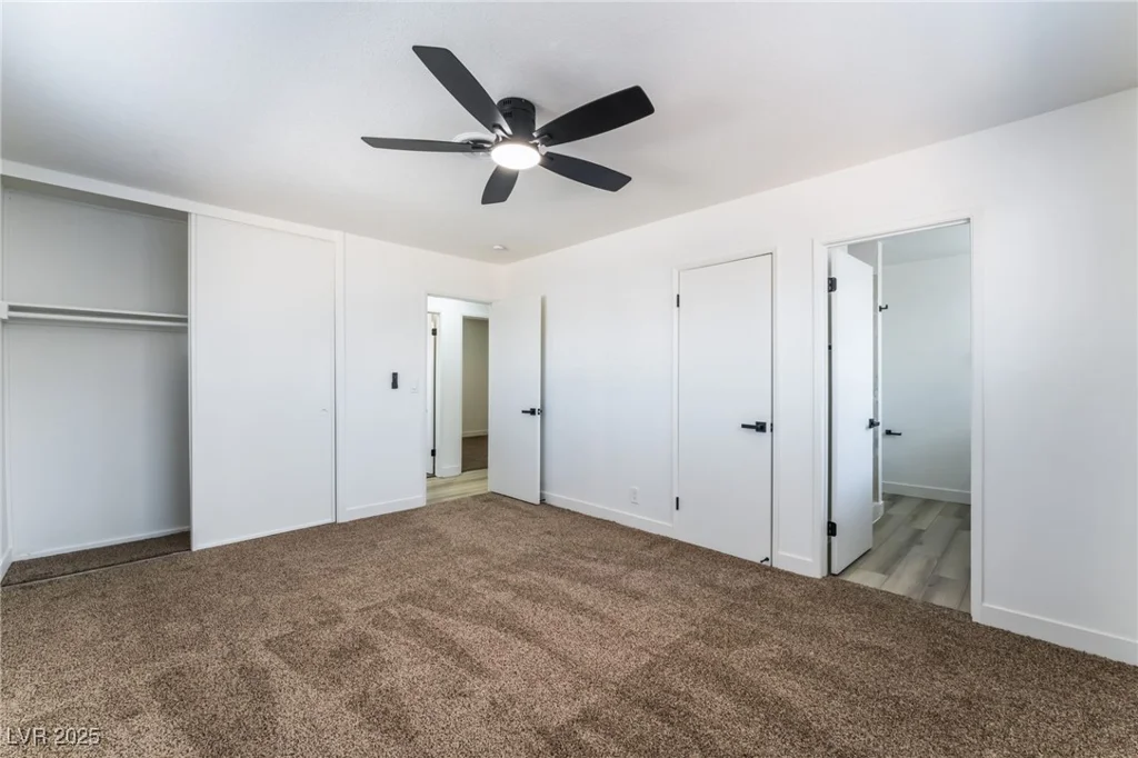 2113 La Harve, Las Vegas, NV 89106