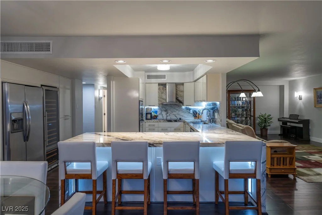 3111 Bel Air, Las Vegas, NV 89109