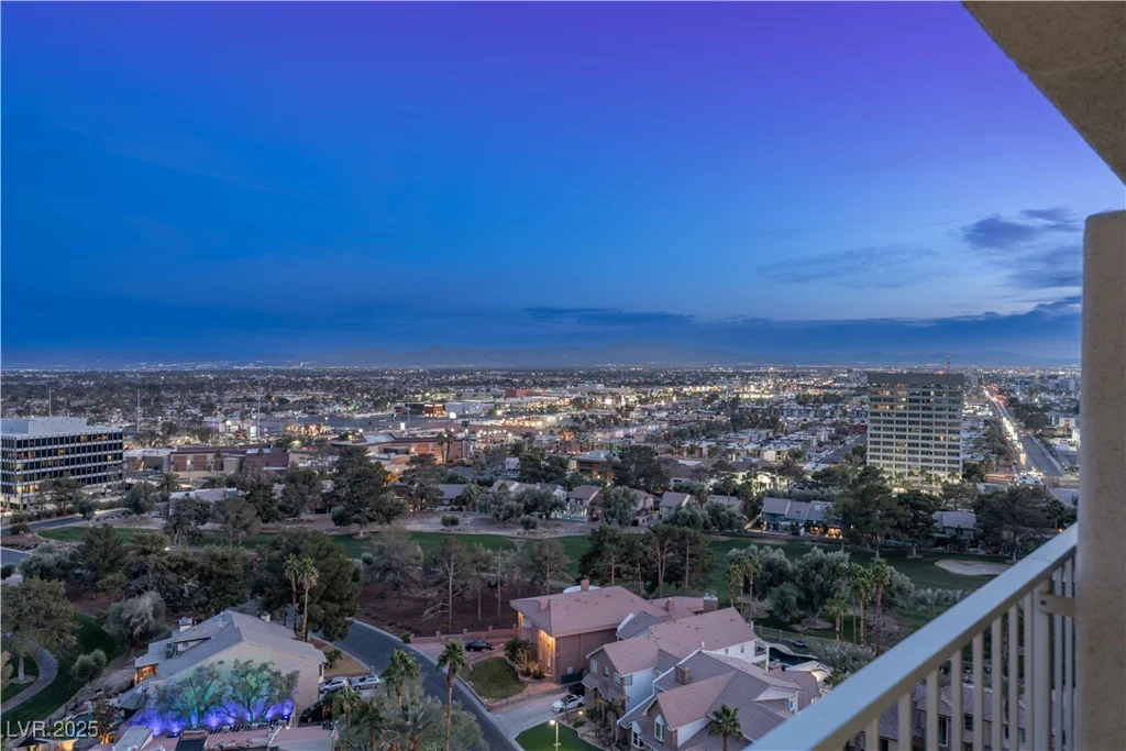 3111 Bel Air, Las Vegas, NV 89109
