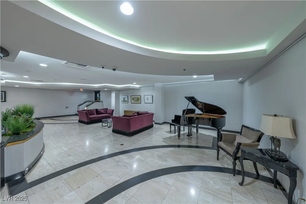 3111 Bel Air, Las Vegas, NV 89109