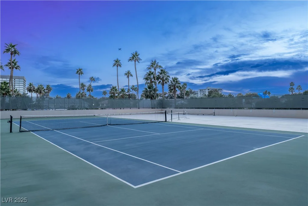 3111 Bel Air, Las Vegas, NV 89109