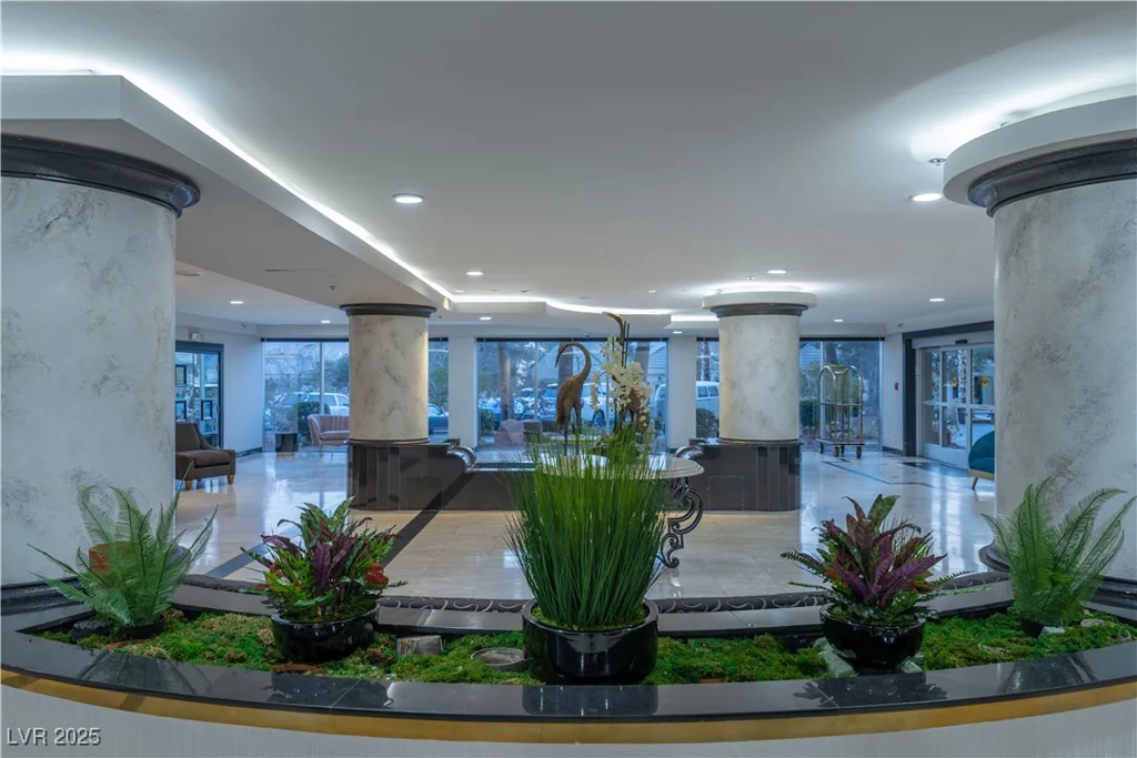 3111 Bel Air, Las Vegas, NV 89109