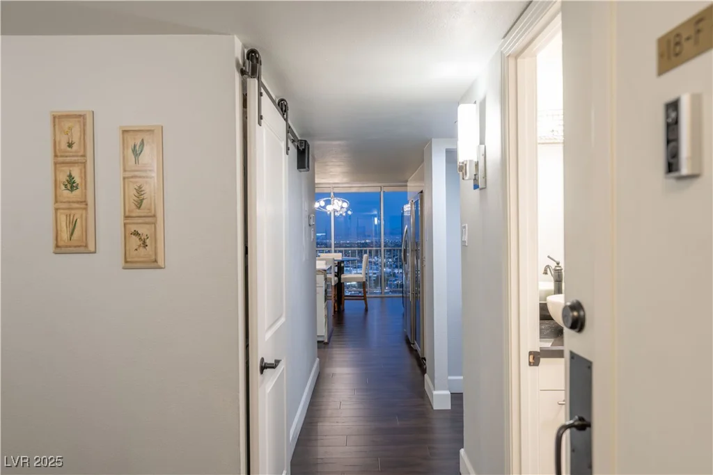 3111 Bel Air, Las Vegas, NV 89109
