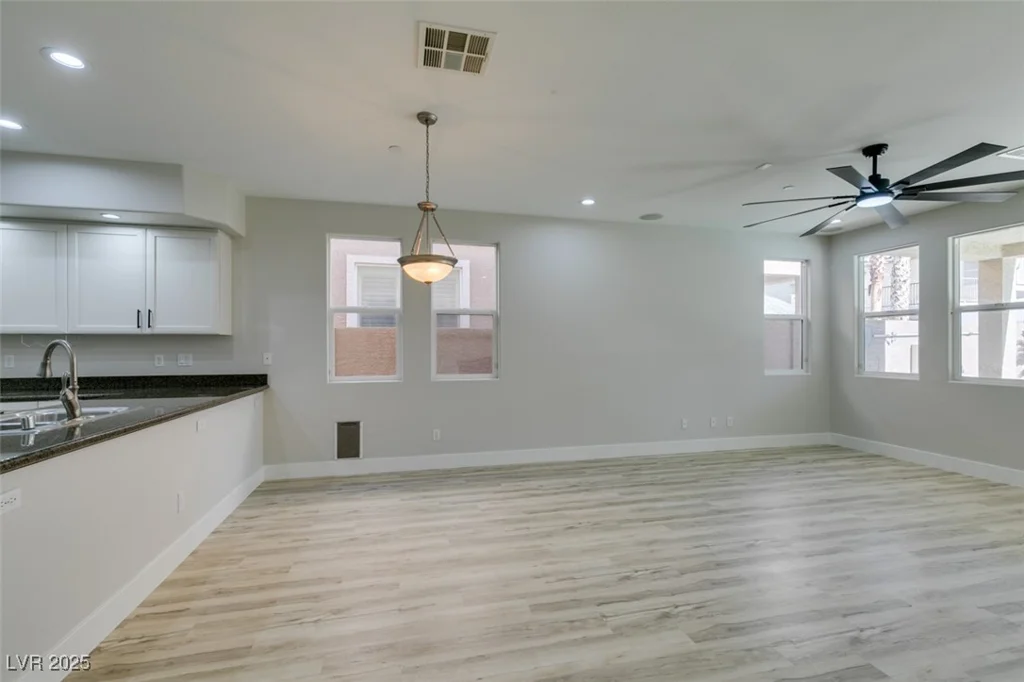 7024 Bluebird Wing, North Las Vegas, NV 89084