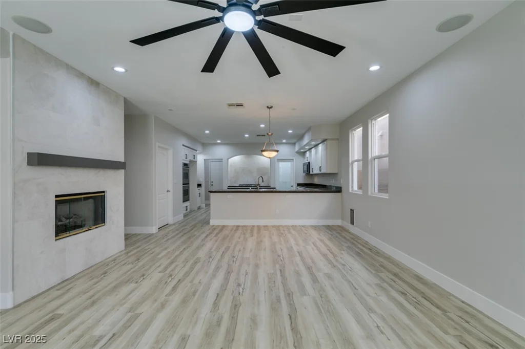 7024 Bluebird Wing, North Las Vegas, NV 89084