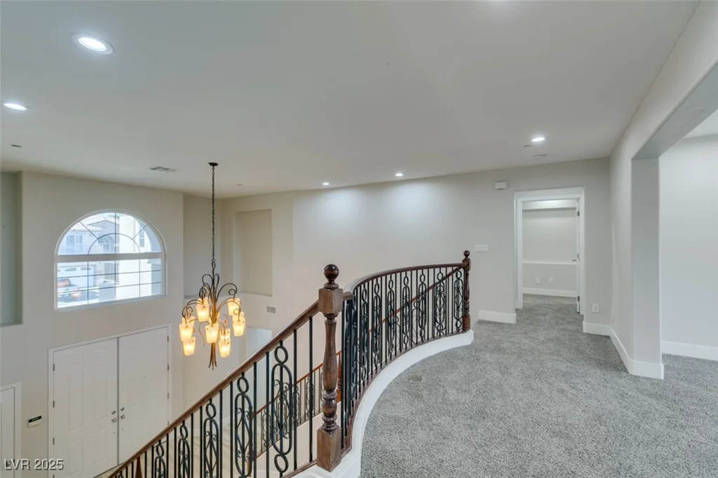 7024 Bluebird Wing, North Las Vegas, NV 89084