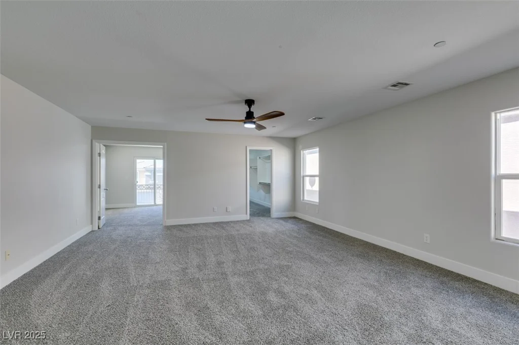 7024 Bluebird Wing, North Las Vegas, NV 89084
