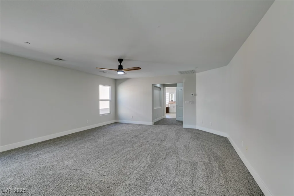 7024 Bluebird Wing, North Las Vegas, NV 89084