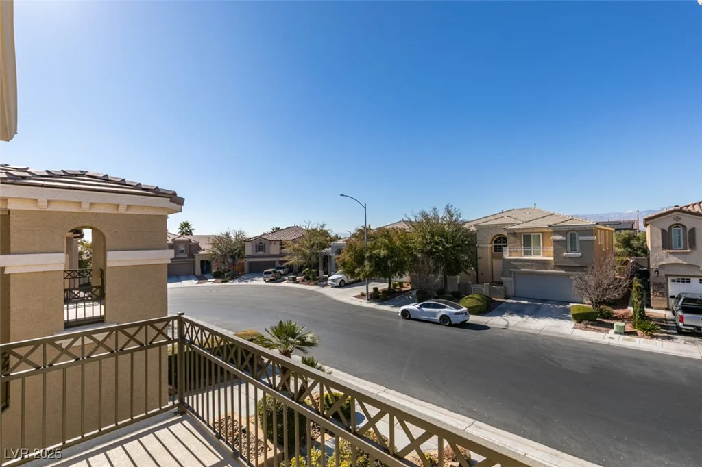 7024 Bluebird Wing, North Las Vegas, NV 89084