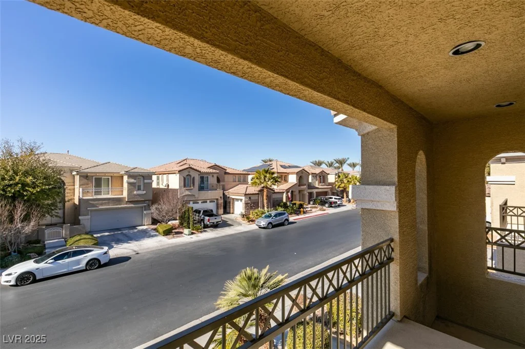 7024 Bluebird Wing, North Las Vegas, NV 89084