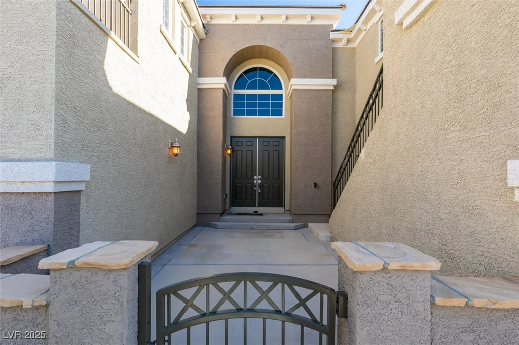 7024 Bluebird Wing, North Las Vegas, NV 89084