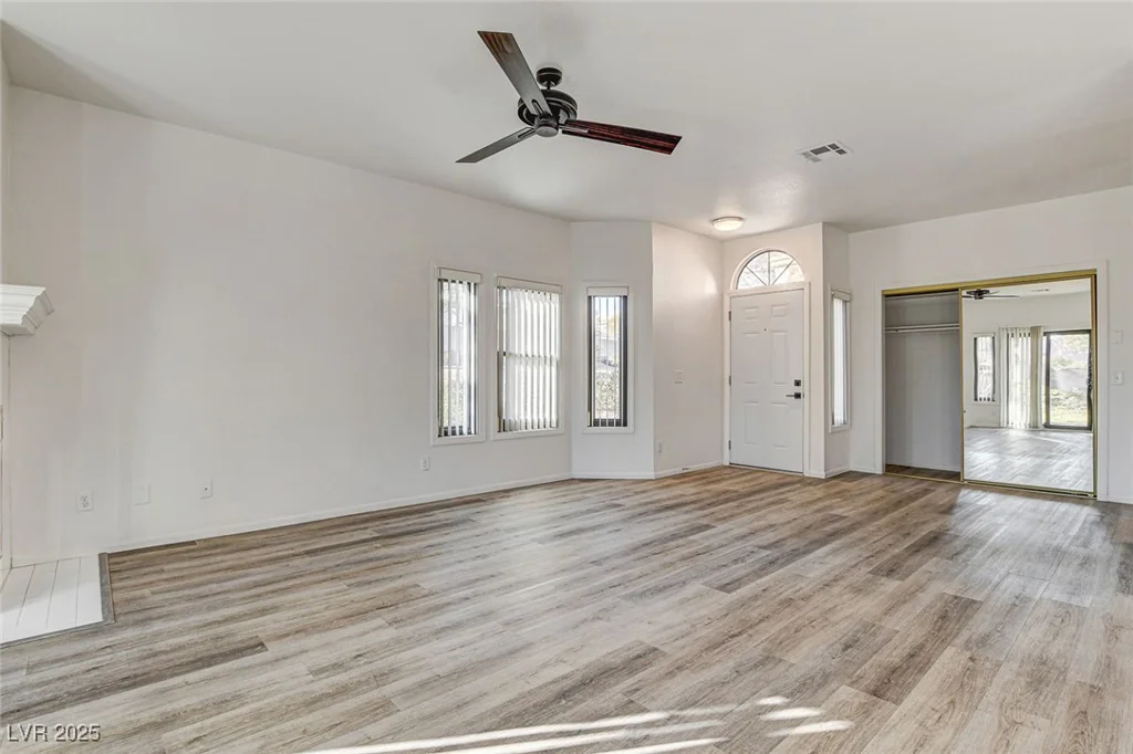 7923 Canoe, Las Vegas, NV 89145