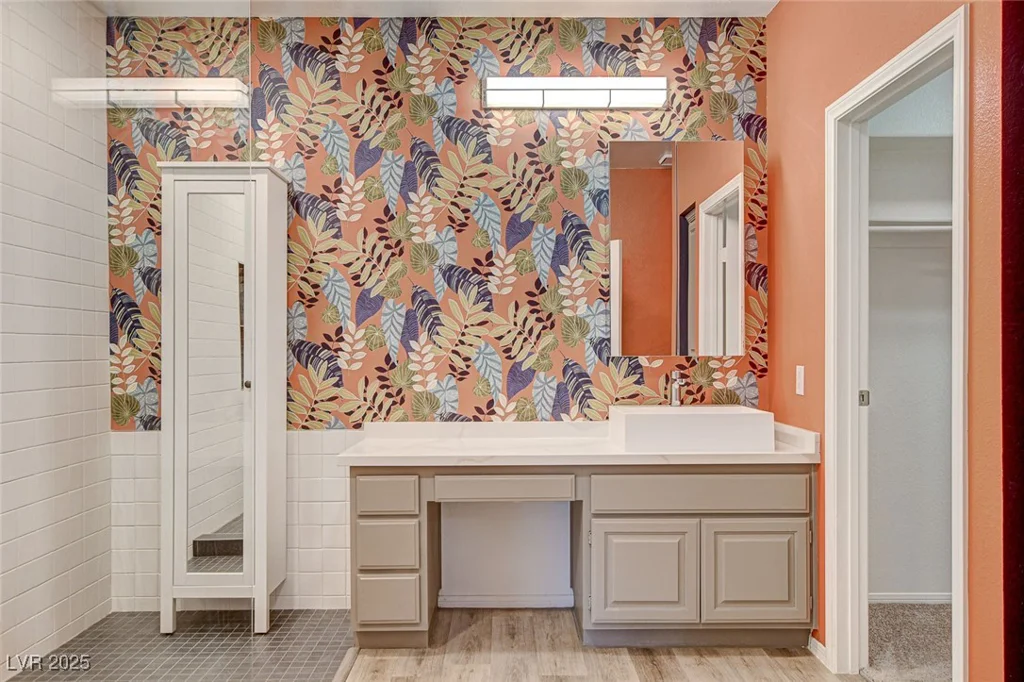 7923 Canoe, Las Vegas, NV 89145