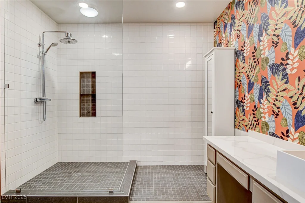 7923 Canoe, Las Vegas, NV 89145
