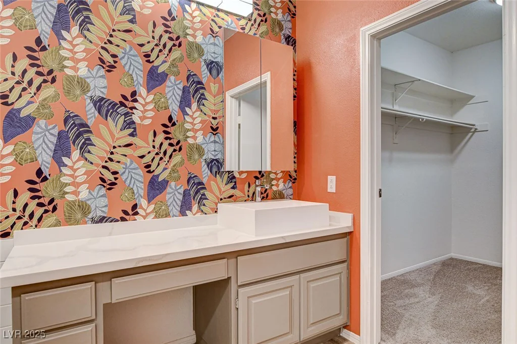 7923 Canoe, Las Vegas, NV 89145