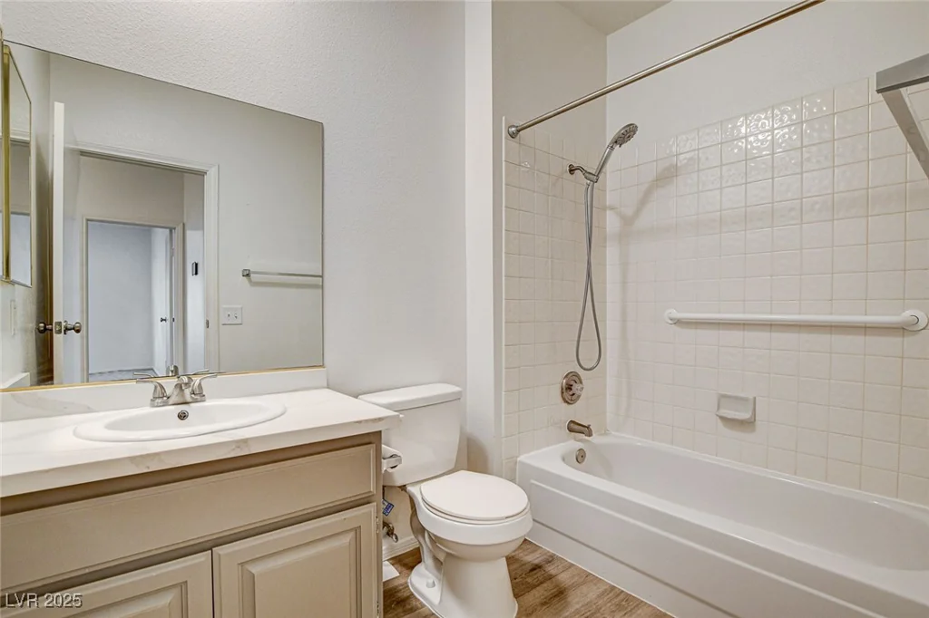 7923 Canoe, Las Vegas, NV 89145