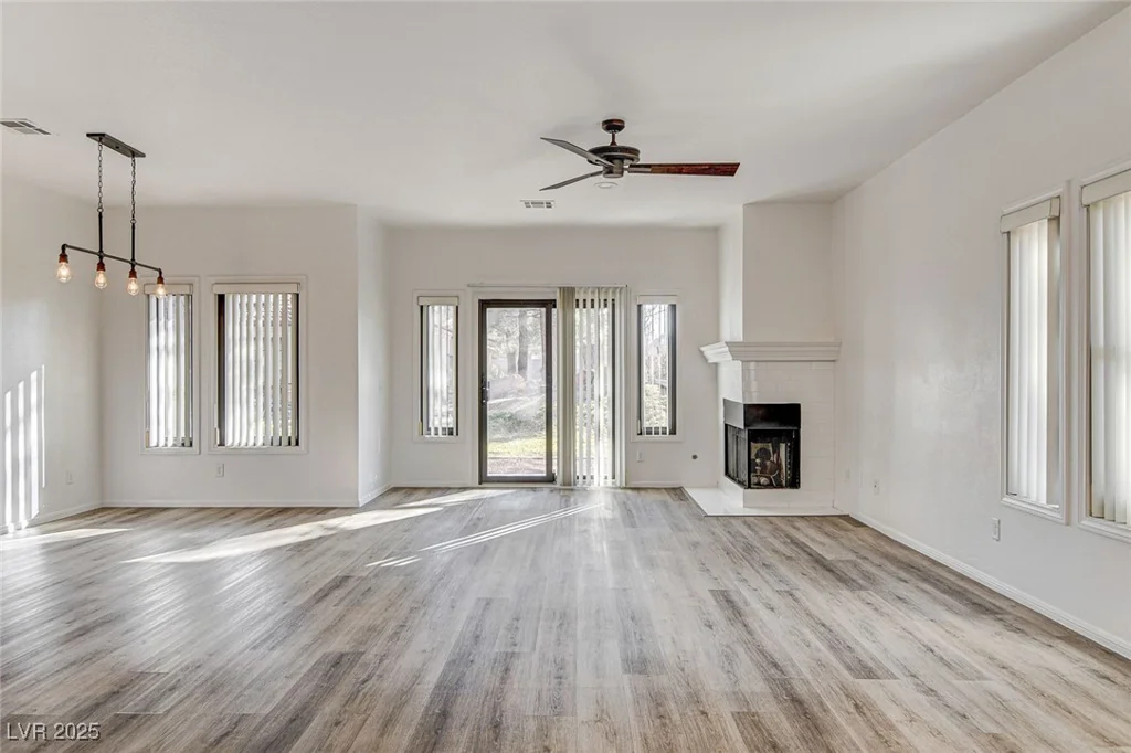 7923 Canoe, Las Vegas, NV 89145