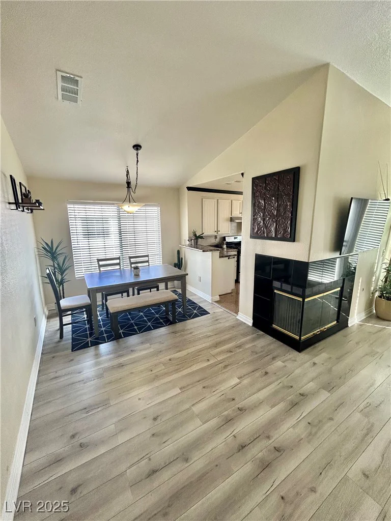 5201 Torrey Pines, Las Vegas, NV 89118