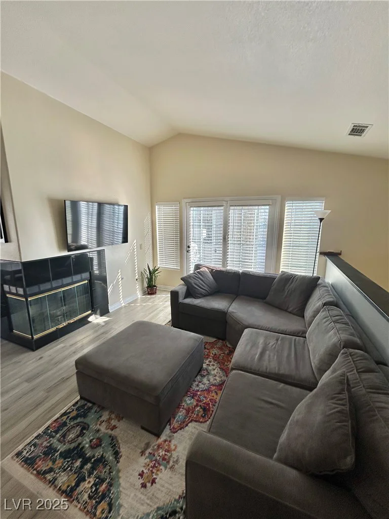 5201 Torrey Pines, Las Vegas, NV 89118