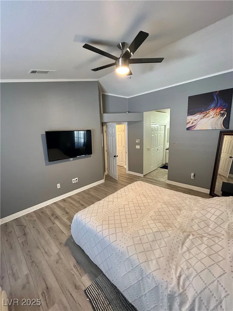 5201 Torrey Pines, Las Vegas, NV 89118