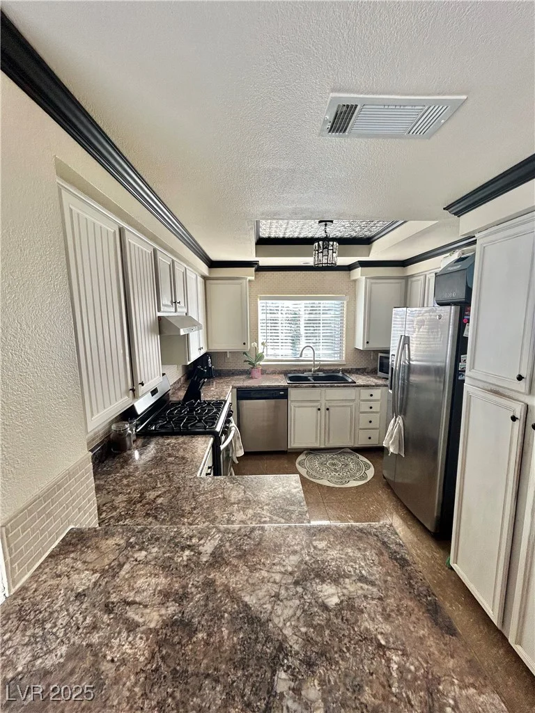 5201 Torrey Pines, Las Vegas, NV 89118