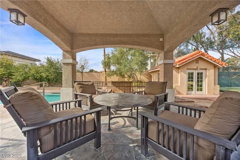 7450 Via Olivero, Las Vegas, NV 89117