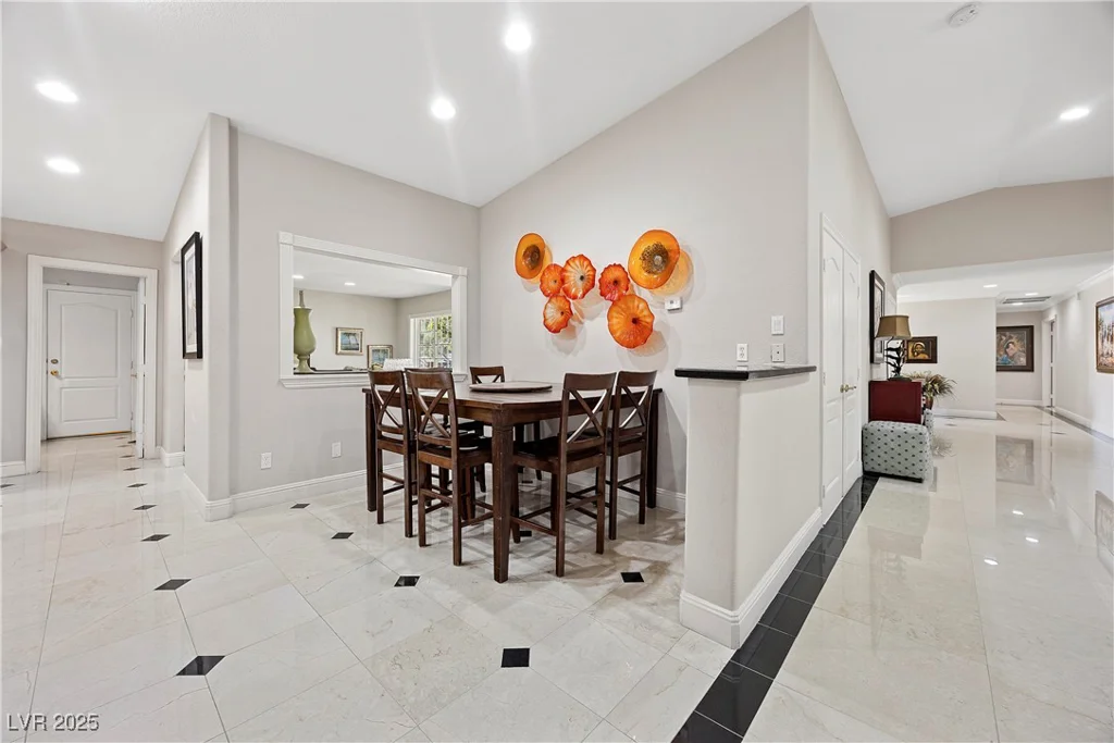 7450 Via Olivero, Las Vegas, NV 89117
