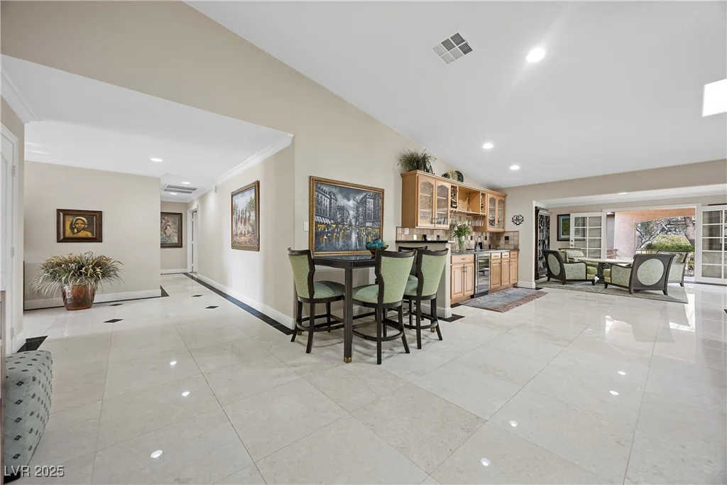 7450 Via Olivero, Las Vegas, NV 89117