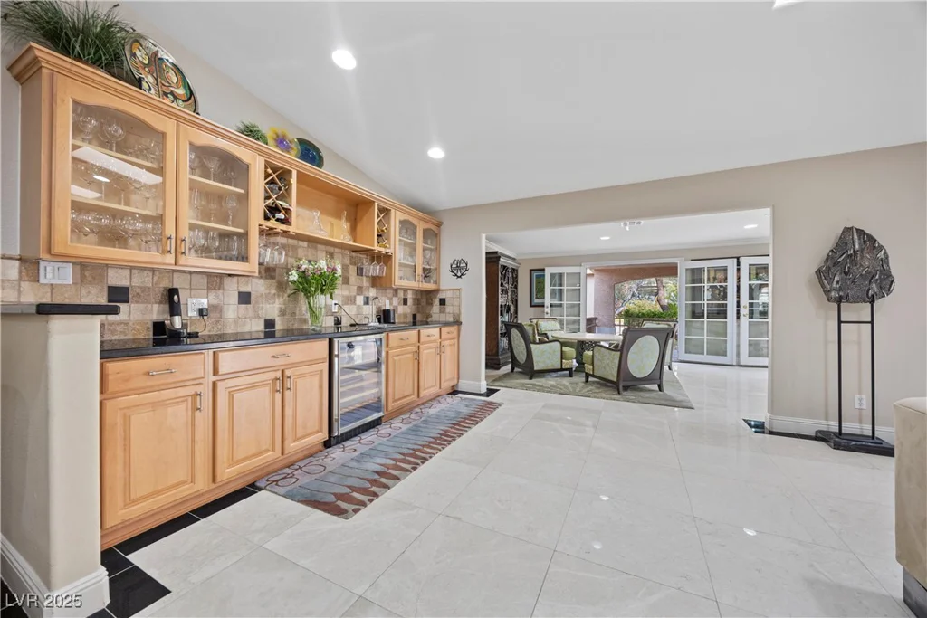 7450 Via Olivero, Las Vegas, NV 89117