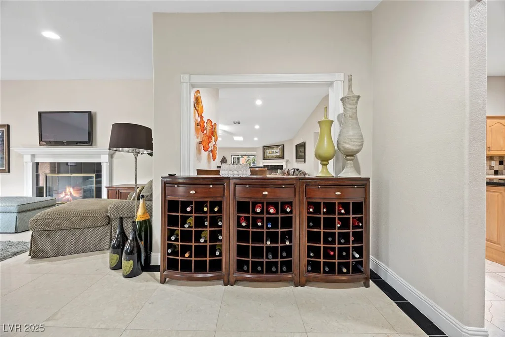 7450 Via Olivero, Las Vegas, NV 89117