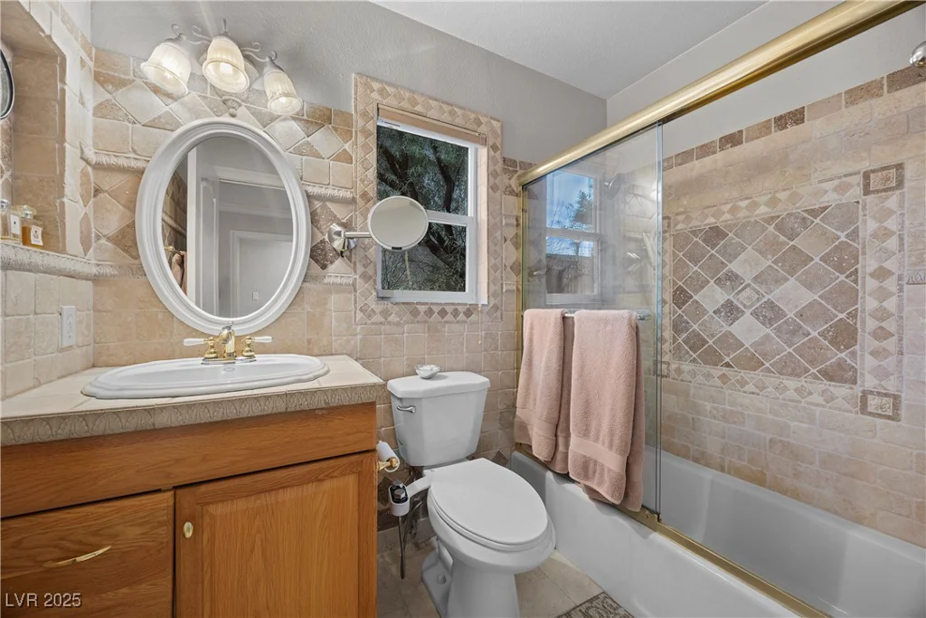 7450 Via Olivero, Las Vegas, NV 89117