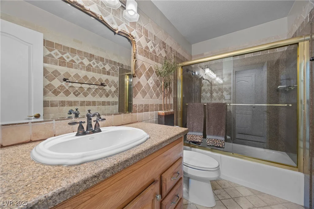 7450 Via Olivero, Las Vegas, NV 89117