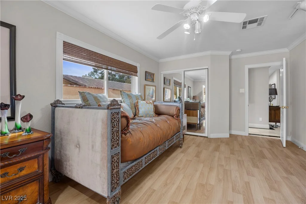 7450 Via Olivero, Las Vegas, NV 89117