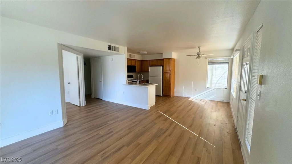 5710 Tropicana, Las Vegas, NV 89122