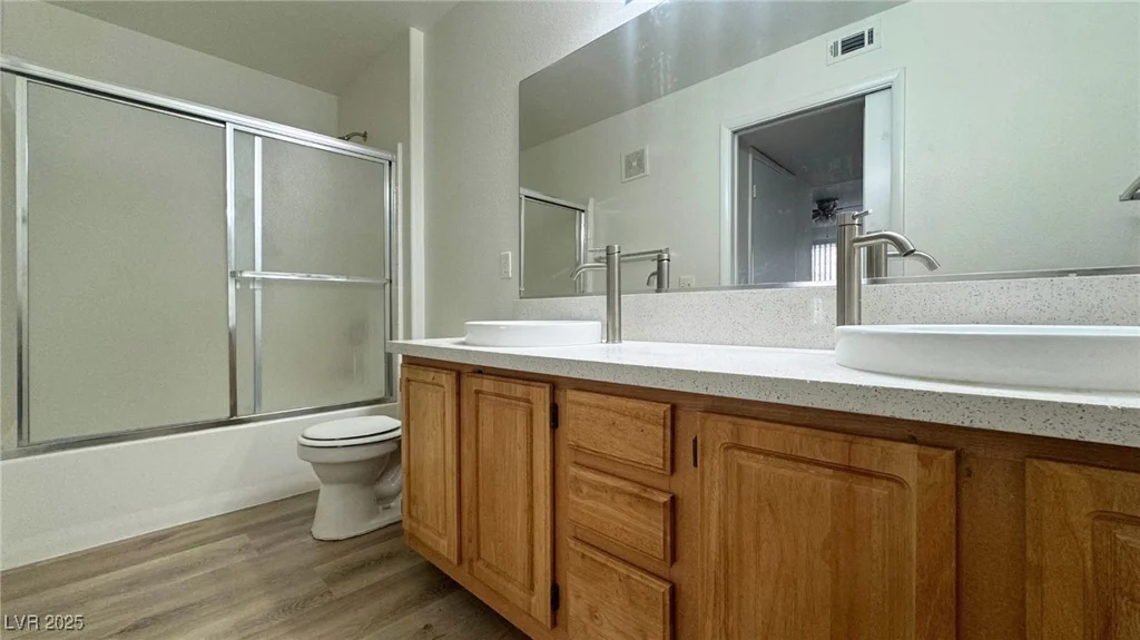 5710 Tropicana, Las Vegas, NV 89122