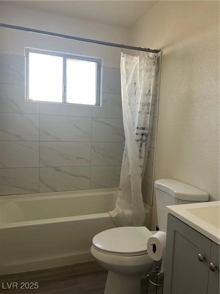 1900 Carey, North Las Vegas, NV 89032