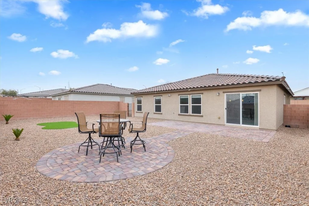 2432 Mesa Wind, North Las Vegas, NV 89030