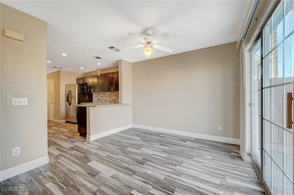 5040 Sublight, Las Vegas, NV 89108