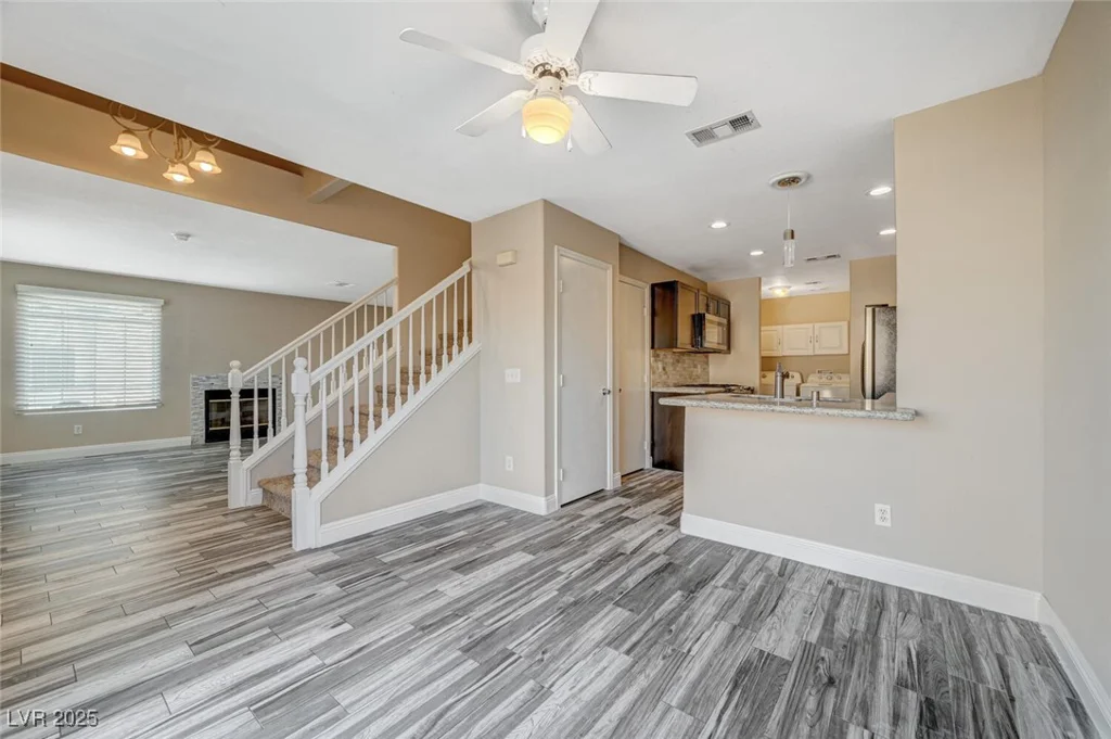 5040 Sublight, Las Vegas, NV 89108