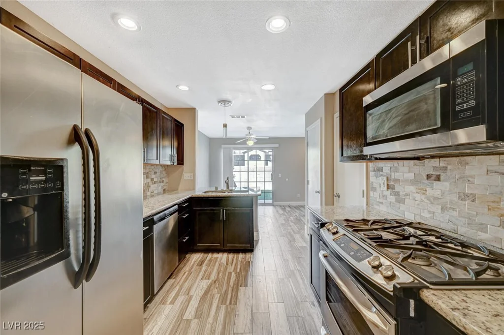 5040 Sublight, Las Vegas, NV 89108